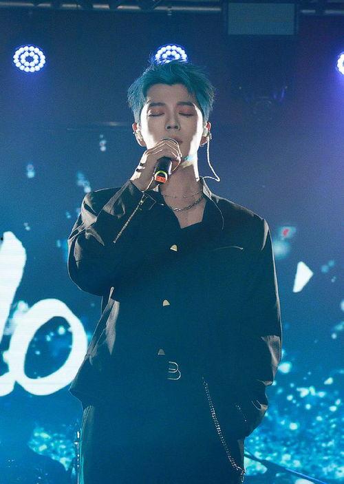 王栎鑫演唱会爆料视频  第1张